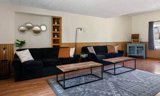 East Jordan House | Cozy 2 BR Home on Shores of Lake Charlevoix