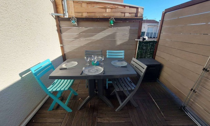 Marseillan Plage Apartment | Cozy 2-Room Apartment with A/C, Terrace, Parking for 4 Guests - Marseillan