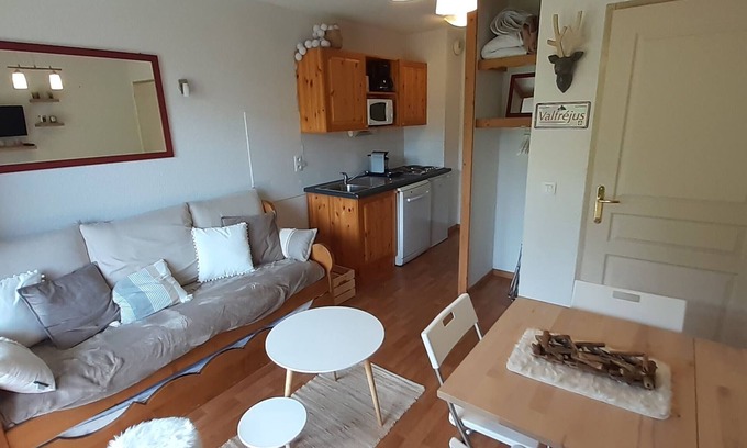 Valfrejus Apartment | Cozy 2-Room Apartment for 4, Near Ski Lift and Shops