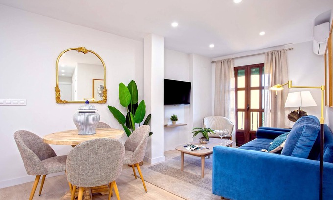 San Bartolome Apartment | Cozy 2bd apartment in Seville. Conde de Ibarra IV