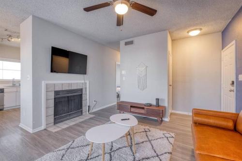 Milwood Apartment | Cozy 2BD Apt Austin Texas