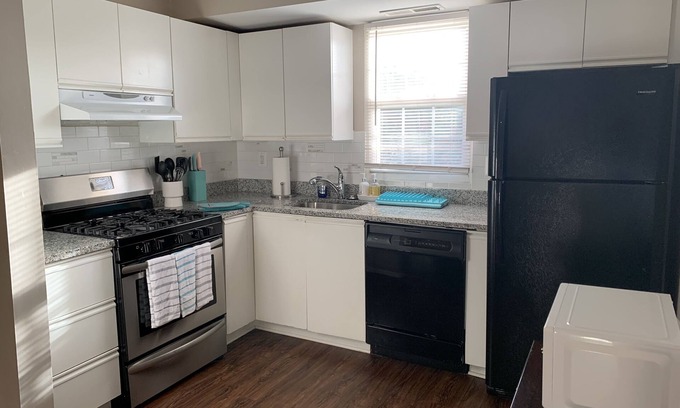 Reisterstown Condo | Cozy 2BR Condo