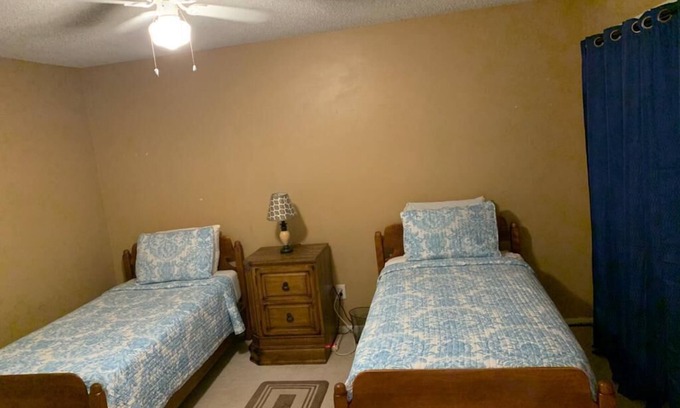 Stone Mountain House | Cozy 2br Villa-Mins.To Stone Mtn Park & 20 Mins/ATL