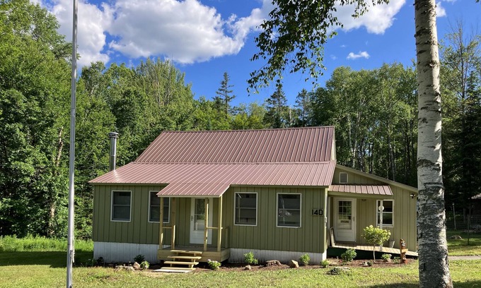 Indian Lake Cabin | Cozy 3 Bedroom Cabin in Indian Lake