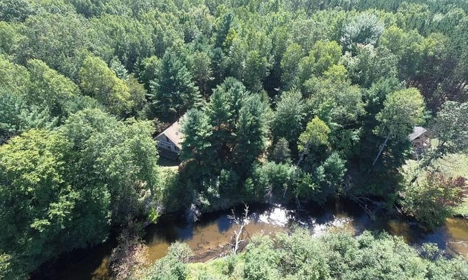 Free Soil Cottage | Cozy 3-bedroom cottage on the river in peaceful Free Soil!