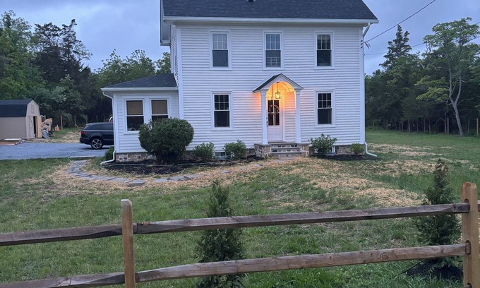 Ocean View House | Cozy 3-Bedroom Farmhouse Near the Jersey Shore!