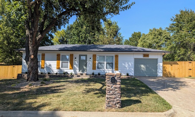 Fayetteville House | Cozy 3-bedroom, remodeled home in charming Fayetteville, AR centrally located.