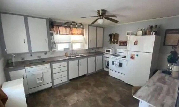 Waverly House | Cozy 3-bedroom residential home