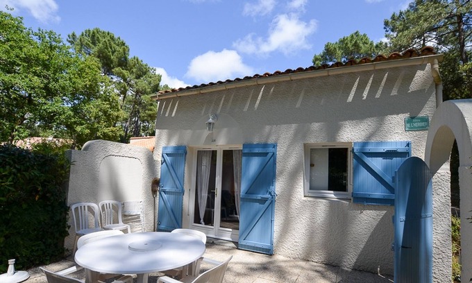 Les Mathes House | Cozy 3-Room House 1km from Beach – 6 Guests, Terrace, BBQ, Parking, WiFi - La Palmyre