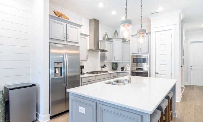 WaterSound Beach House | Cozy 3bed townhome close to beach/step from Hub