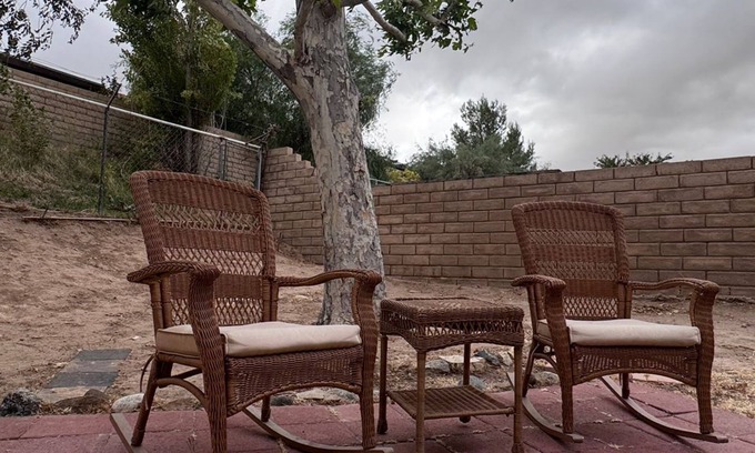 Palmdale House | Cozy 3BR & Loft near Palmdale Hospital
