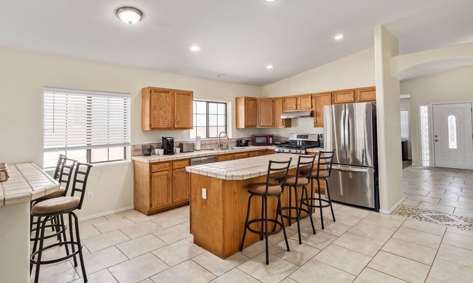 Drexel Heights House | Cozy 4 bedroom home. Just minutes to Downtown Tucson