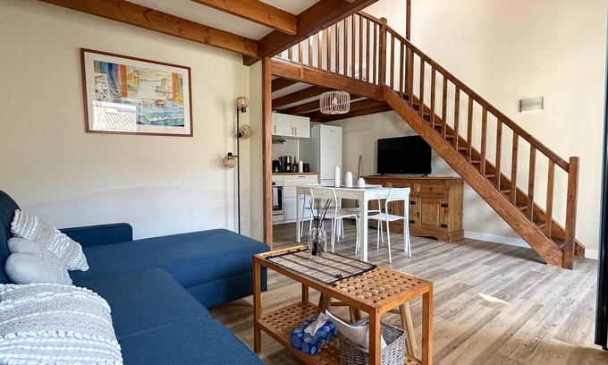 Les Mathes House | Cozy 4-Person House, 1000m from Sea, Renovated 2023, Terrace, Parking - Les Mathes
