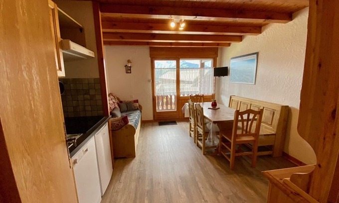 Crest-Voland Apartment | Cozy 4-Person Ski Apartment near Slopes, Crest-Voland