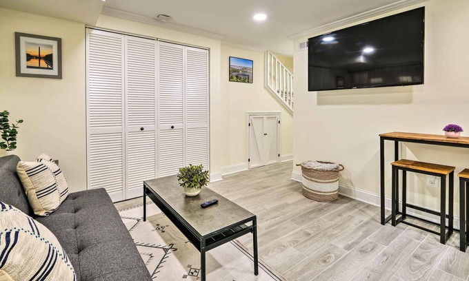 Potomac West House | Cozy Alexandra Getaway ~ 5 Mi to Downtown DC!