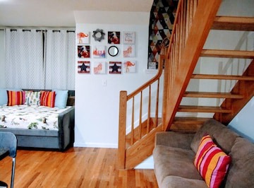 Ocean Hill Apartment | Cozy and Charming Brooklyn 1-Bedroom with Balcony