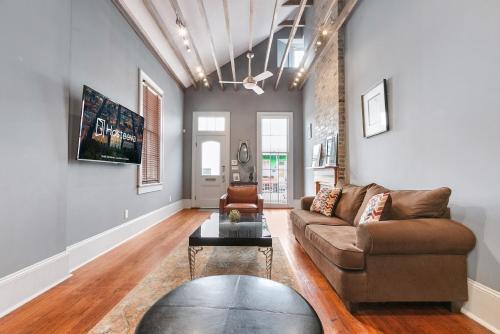 Faubourg Lafayette House | Cozy and Charming House Close to St Charles Ave