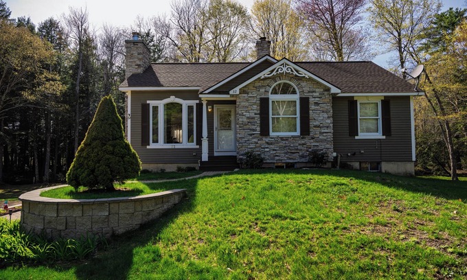 Gilford House | Cozy and fully renovated 4-bedroom rental property, available for you to enjoy.n