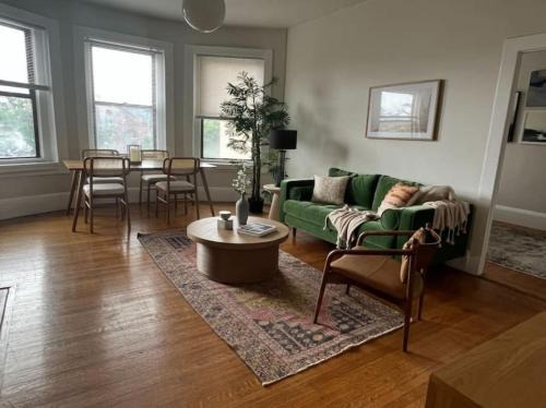Fenway–Kenmore Apartment | Cozy and Modern 1 Br in Kenmore Sq