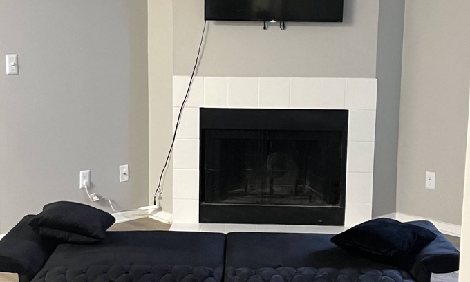 Atlanta Apartment | Cozy and modern unit near Buckhead