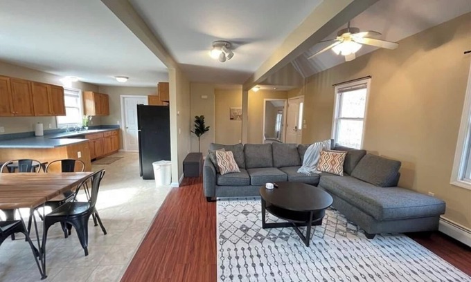 Pawcatuck House | Cozy and Spacious Coastal Cottage in Stonington Connecticut!