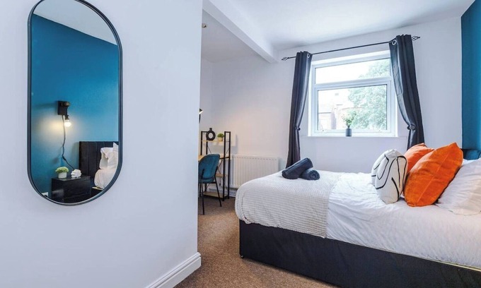 Warrington Apartment | Cozy and Stylish 1 Bedroom Flat | Warrington