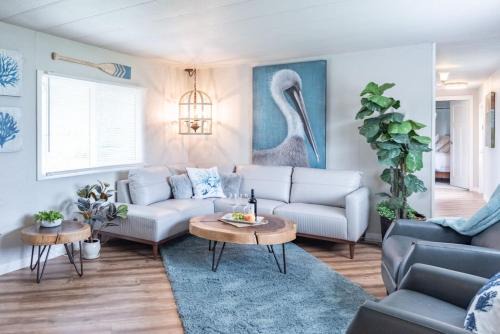 Grayland House | Cozy and Stylishly-Walk To The Beach - Sleeps 5