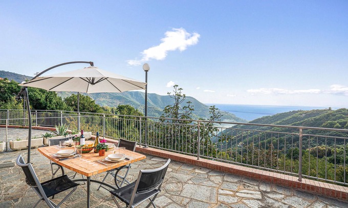 Moneglia Apartment | Cozy apartment in Localita´Bracco (GE)