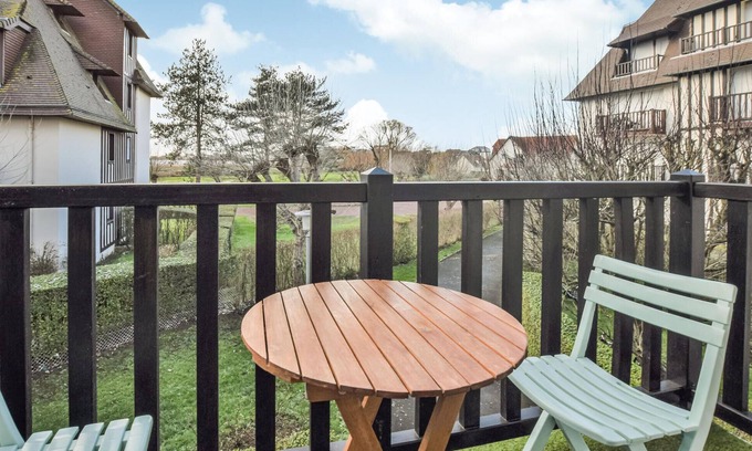 Blonville-sur-Mer Apartment | Cozy apartment in Blonville-sur-Mer