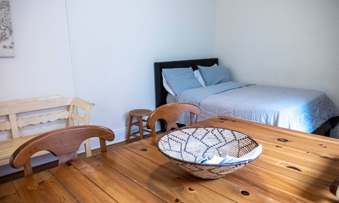 Hoboken Condo | Cozy apartment in beautiful midtown Hoboken!
