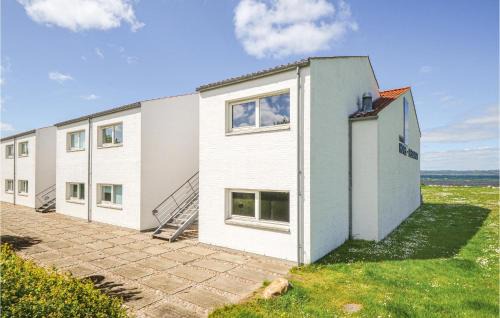 Syddjurs Kommune Apartment | Cozy Apartment In Ebeltoft With Sauna