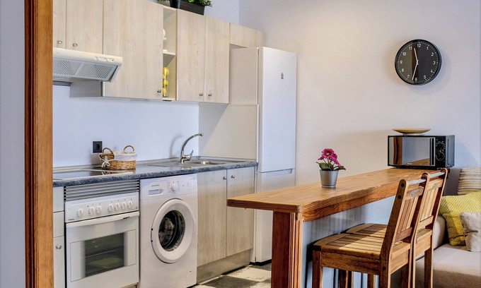 Costa Teguise Apartment | Cozy apartment in quiet complex seafront 5 minutes from the beach