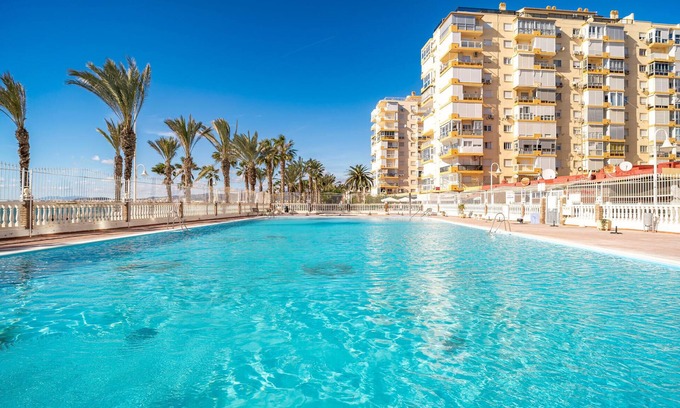 Rio Velez Apartment | Cozy apartment in Málaga
