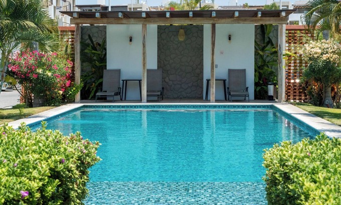 Manzanillo Apartment | Cozy apartment in Manzanillo 5min from the beach, great location family-friendly