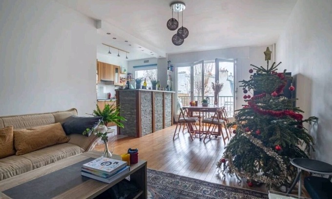 La Villette Apartment | Cozy apartment in Paris center