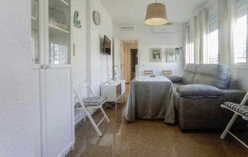Los Llanos Apartment | Cozy Apartment In Torrox With Wifi