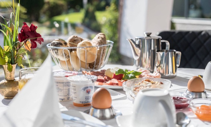 Mareta Apartment | Cozy Apartment Löwenzahn with Mountain View, Wi-Fi, Sauna, Terrace & Balcony; Parking Available