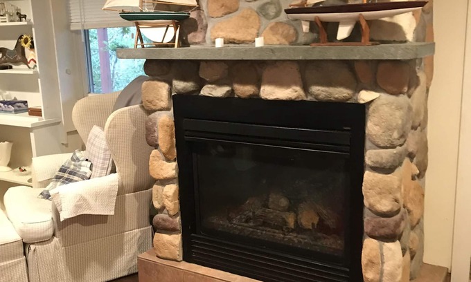 West Brewster Apartment | Cozy apartment on a private horse farm near the beaches and forest conservation