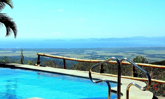 Tajo Alto Apartment | COZY APARTMENT, SWIMMINGPOOL WITH GREAT OCEANVIEW