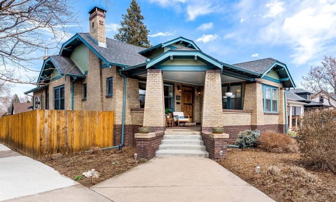 Berkeley Apartment | Cozy apartment, walk to parks, restaurants, bars, gyms, boutiques, grocery store