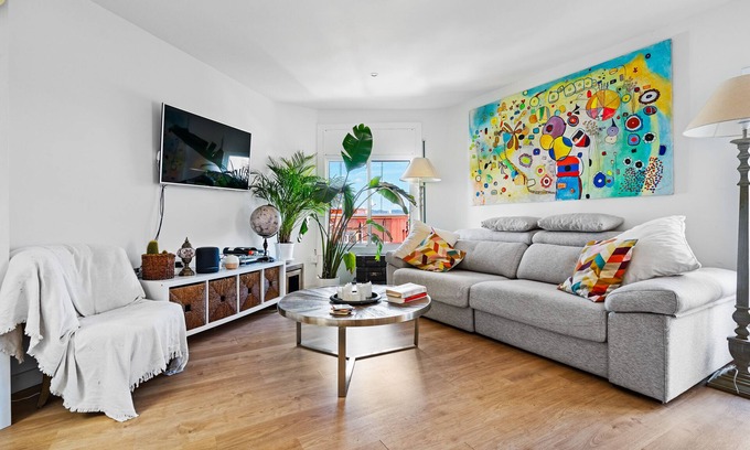 El Carmel Apartment | Cozy apartment with private sunny terrace