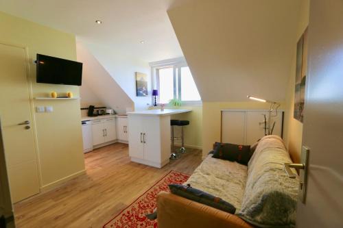 Cancale Apartment | Cozy apartment with exceptional sea view - CANCALE