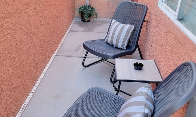 Centennial Hills Apartment | Cozy apartment with free parking, WiFi and laundry