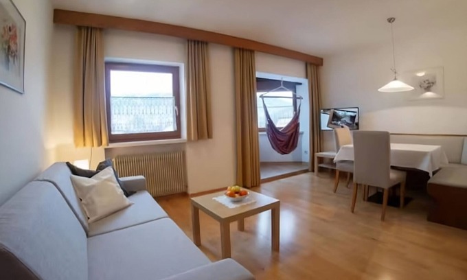 Brunico Apartment | Cozy appartment with great mountan view by Tamanhof