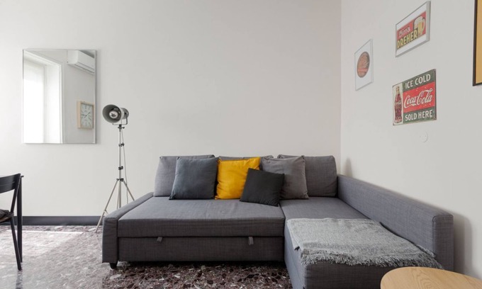 Zona Solari Apartment | Cozy Apt in the Mudec/Via Tortona area!