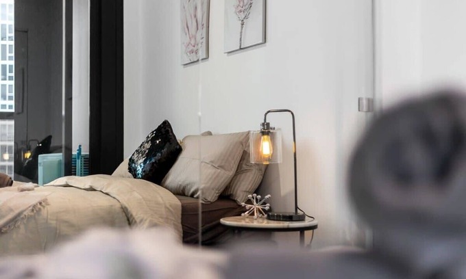 Carlton South Apartment | Cozy Apt, Only a 5-min Walk to Victoria Market