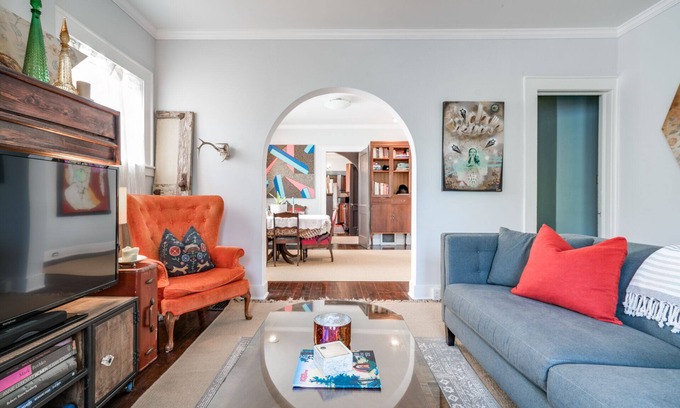 Atlanta House | Cozy artsy bungalow in Downtown ATL