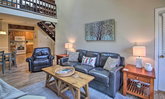 Bartlett Condo | Cozy Bartlett Condo: 1 Mi to Attitash Ski Resort!