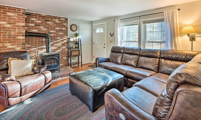 Bartlett House | Cozy Bartlett Home w/ Views: 3 Mi to Skiing!