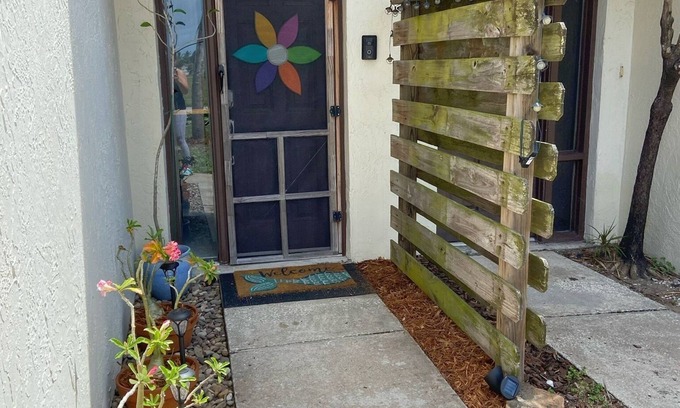 Indialantic House | Cozy Beachside Townhome